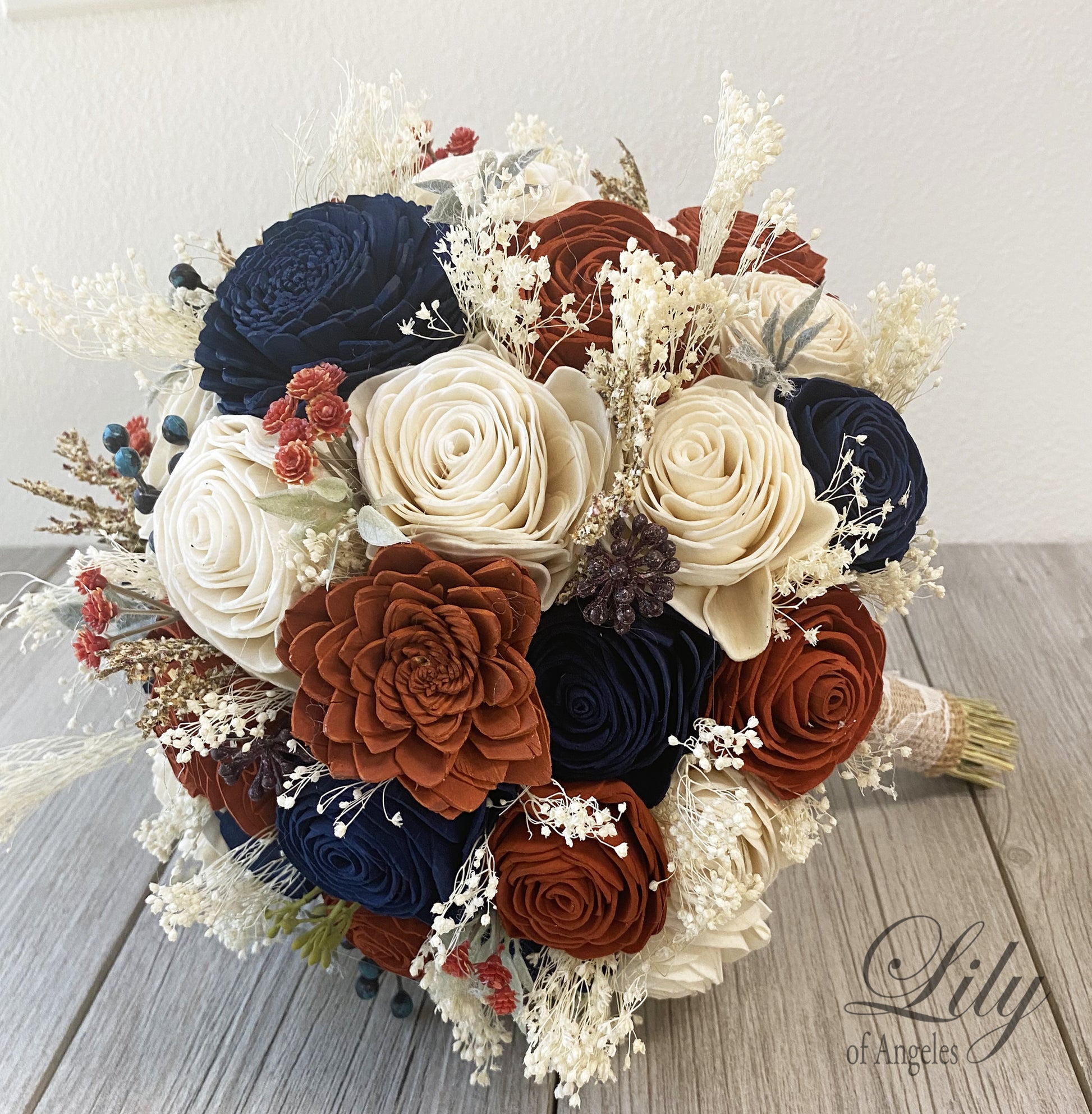 Midnight Amber Bouquet