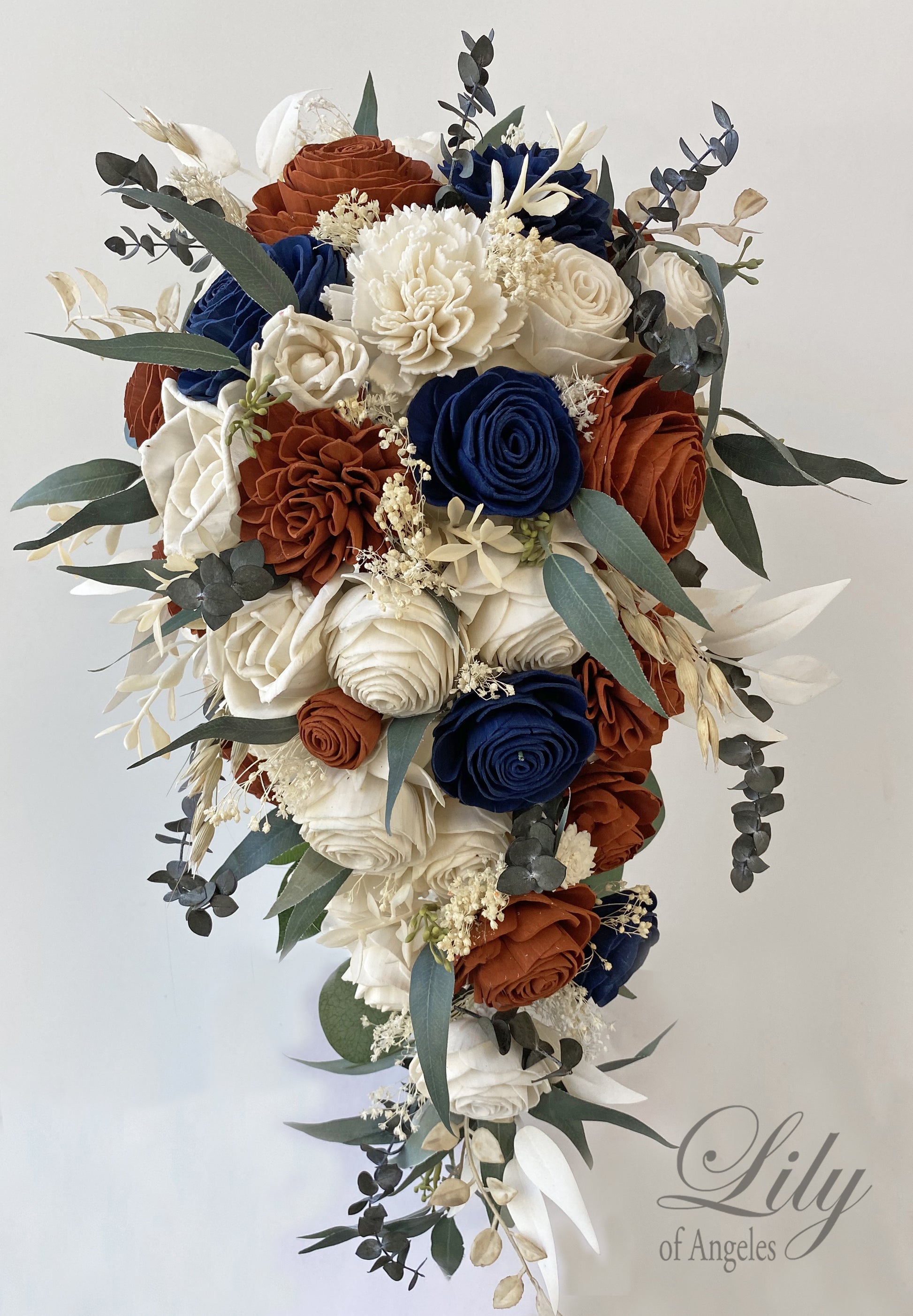 Midnight Amber Bouquet