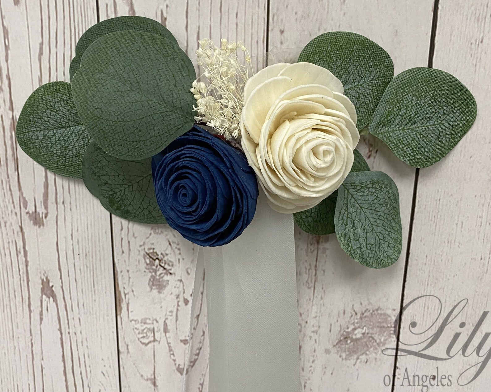 Lot of 4 double rose pew decoration